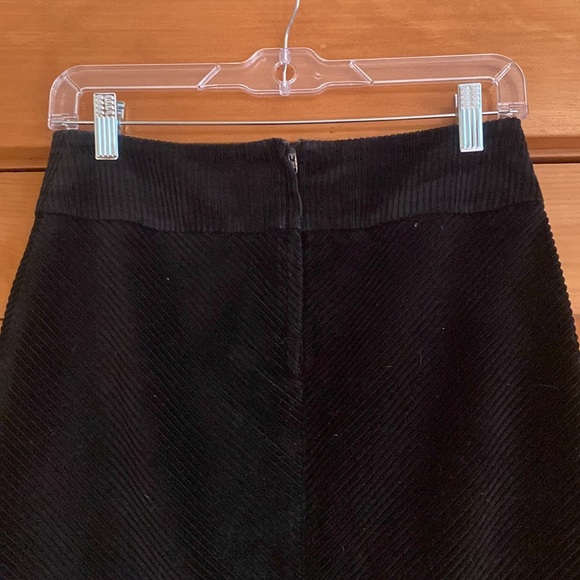 H&M Vintage A-Line Corduroy Skirt, SZ: 4 - Picture 3 of 5